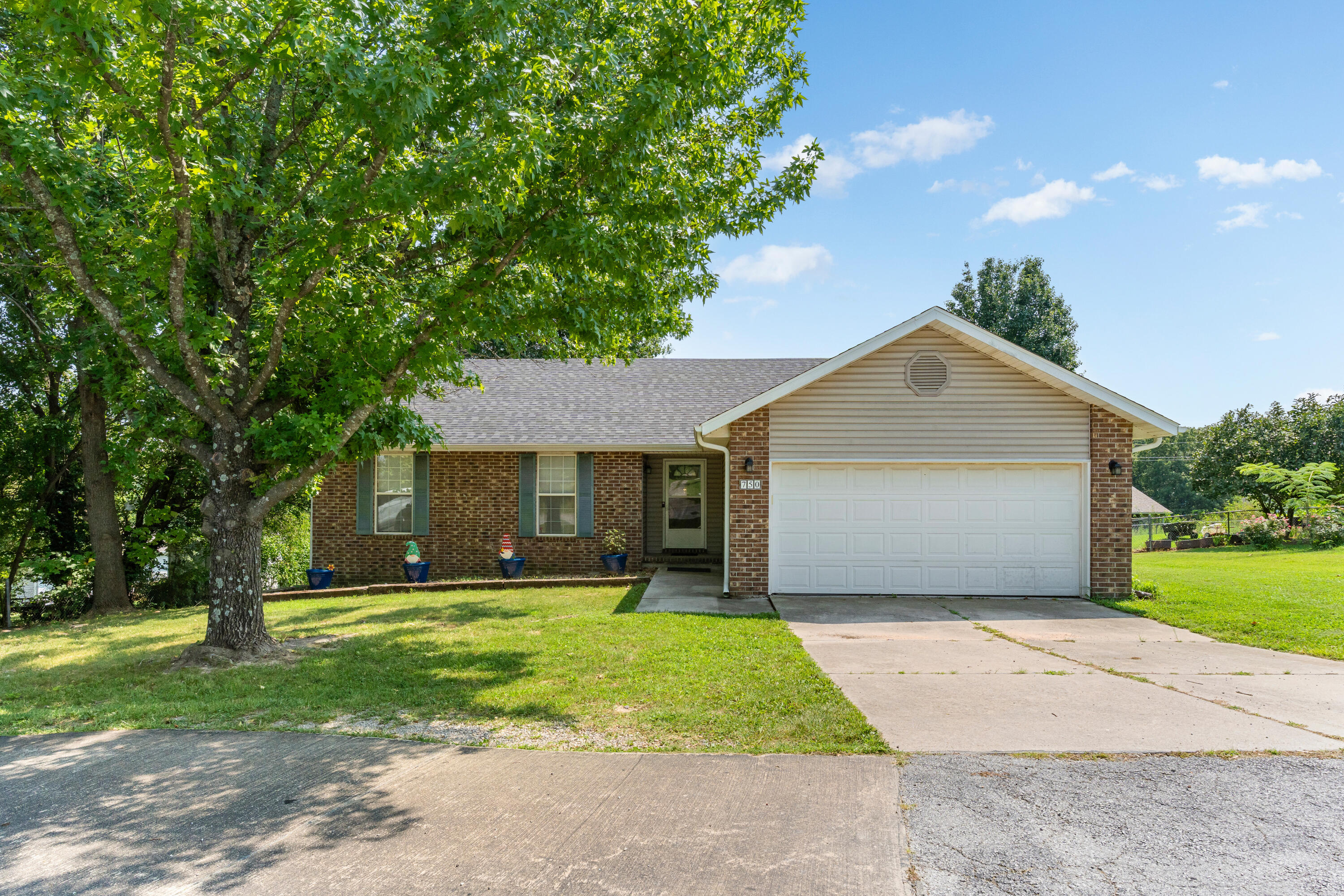 Photo of 750 Banning Street Marshfield MO 65706