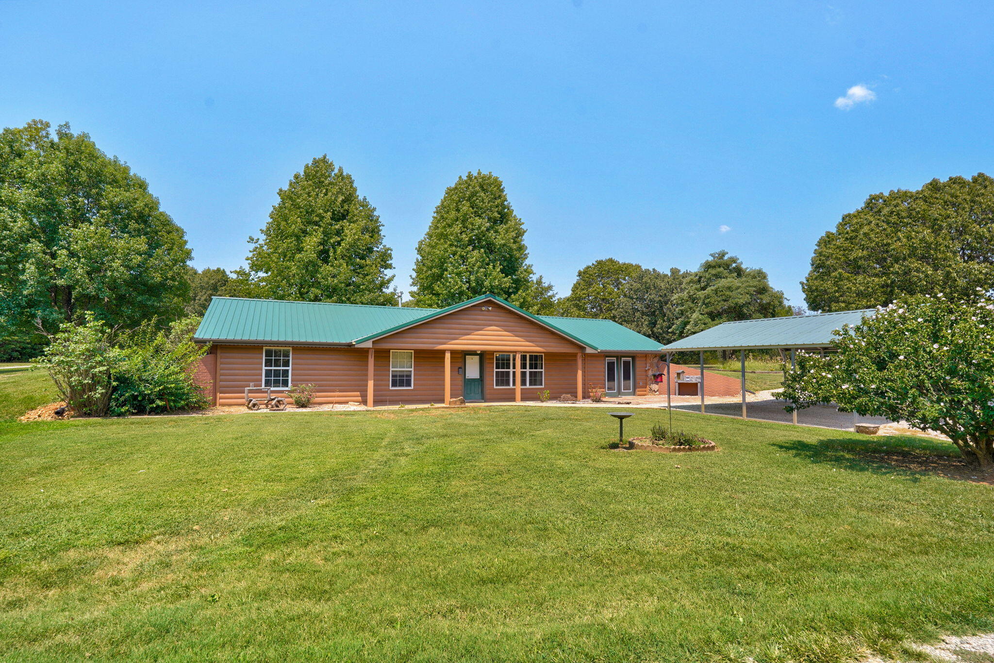 Photo of 18803 Lawrence 2100 Mt Vernon MO 65712