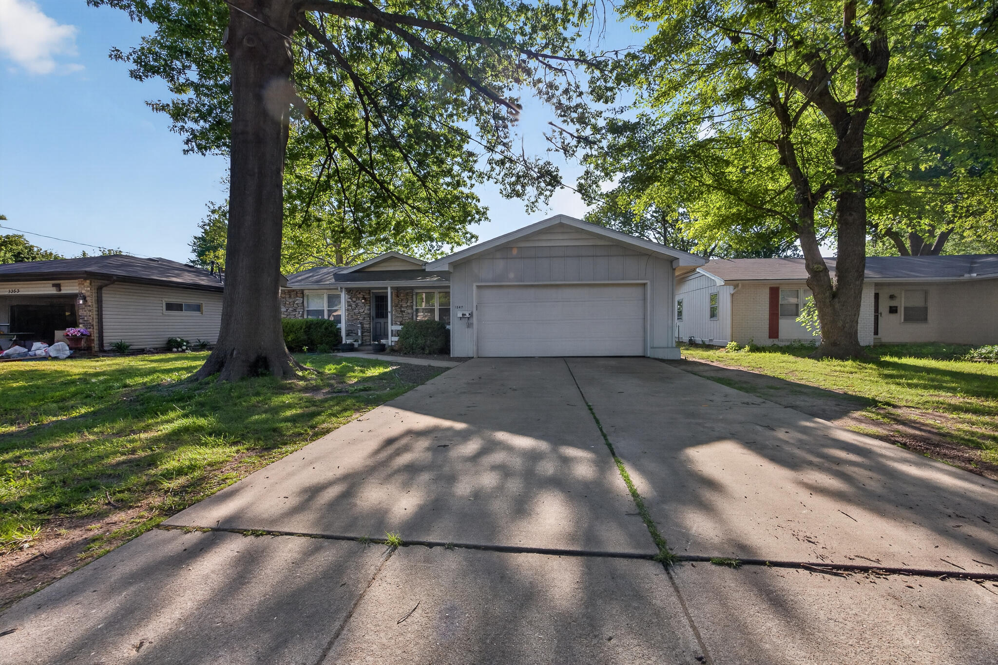 Photo of 1347 S Arcadia Avenue Springfield MO 65804