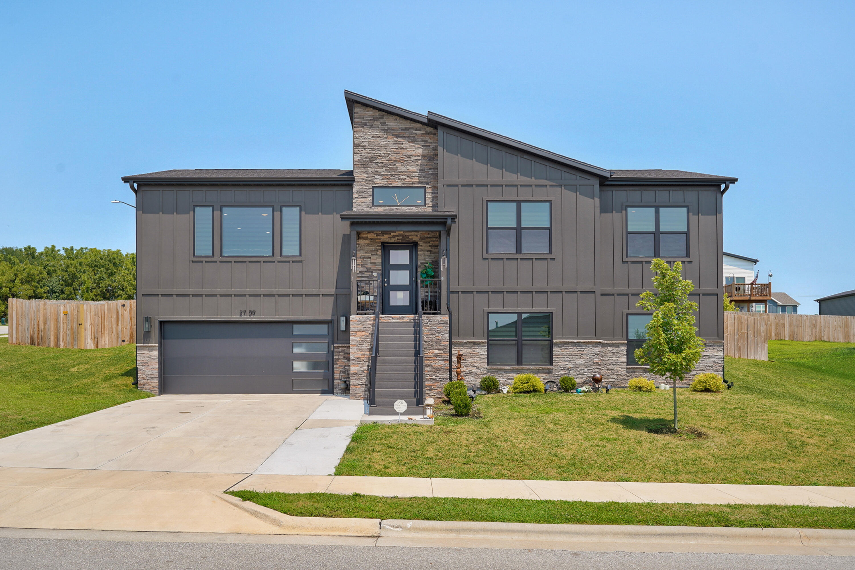 Photo of 2709 W Pigeon Drive Ozark MO 65721