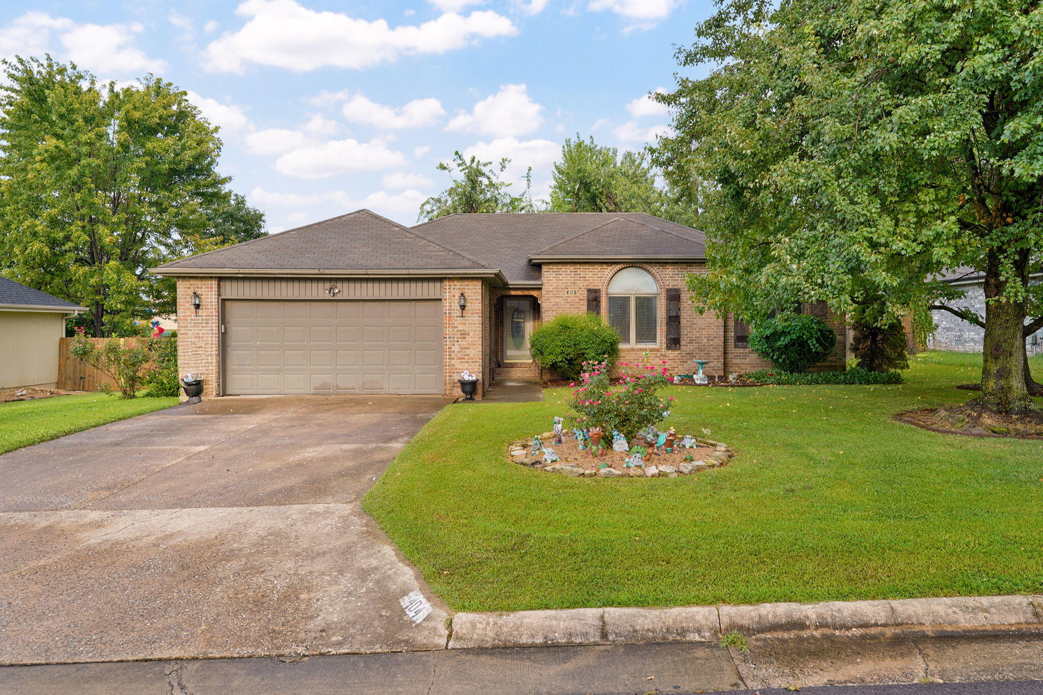 Photo of 404 N Ellen Street Nixa MO 65714