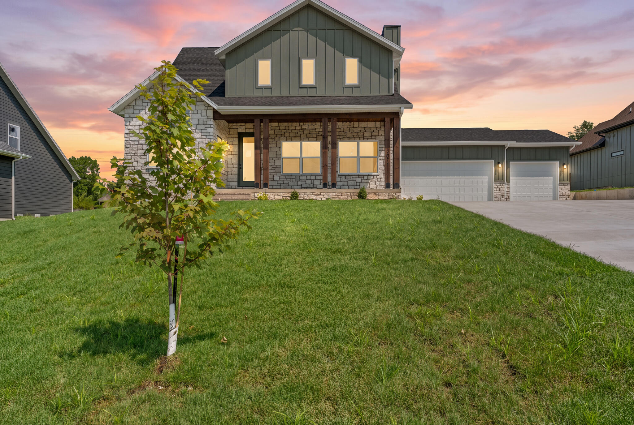 Photo of 2071 E Will Street Republic MO 65738