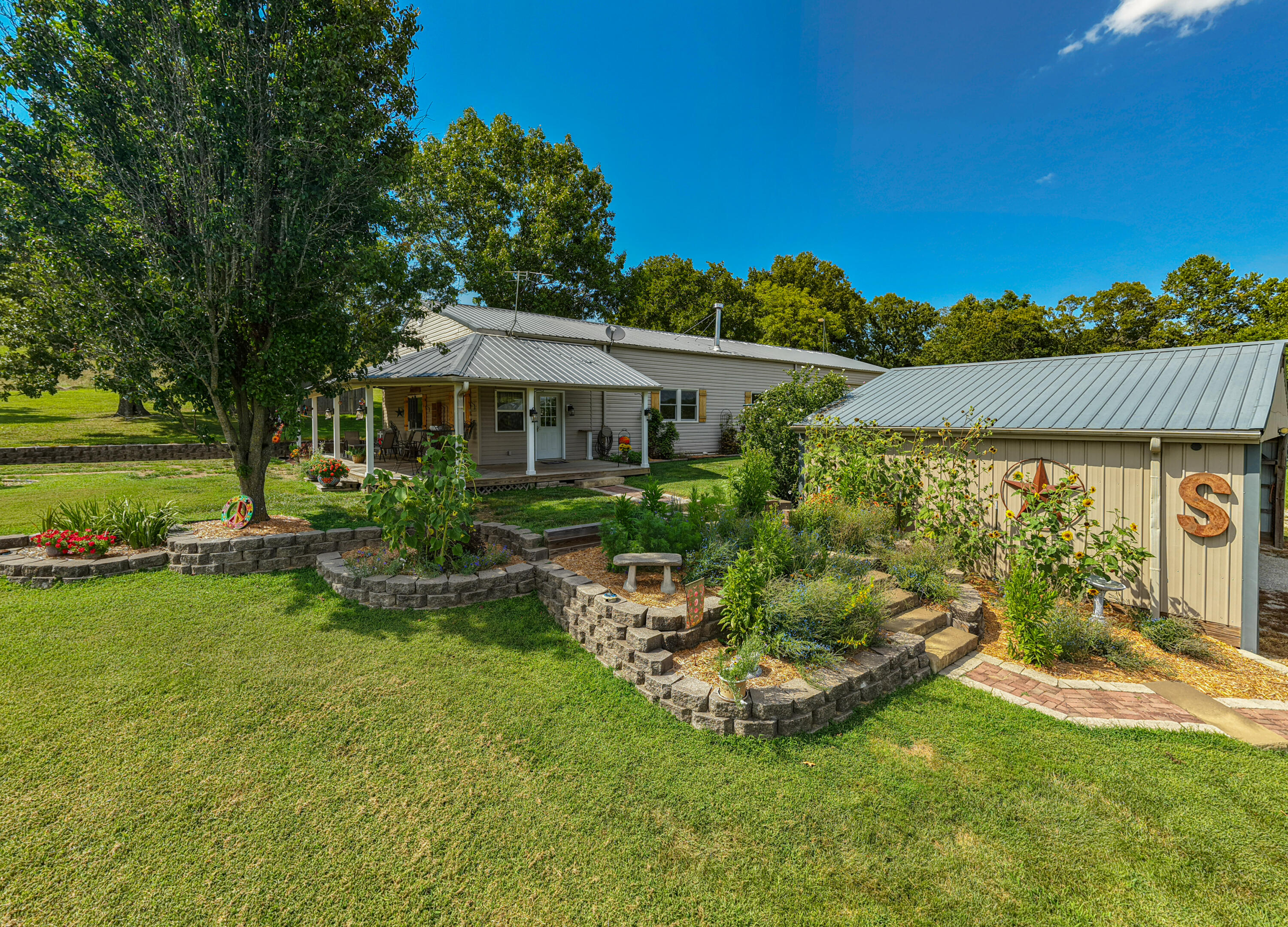 Photo of 15955 E State Highway 14 Ava MO 65608