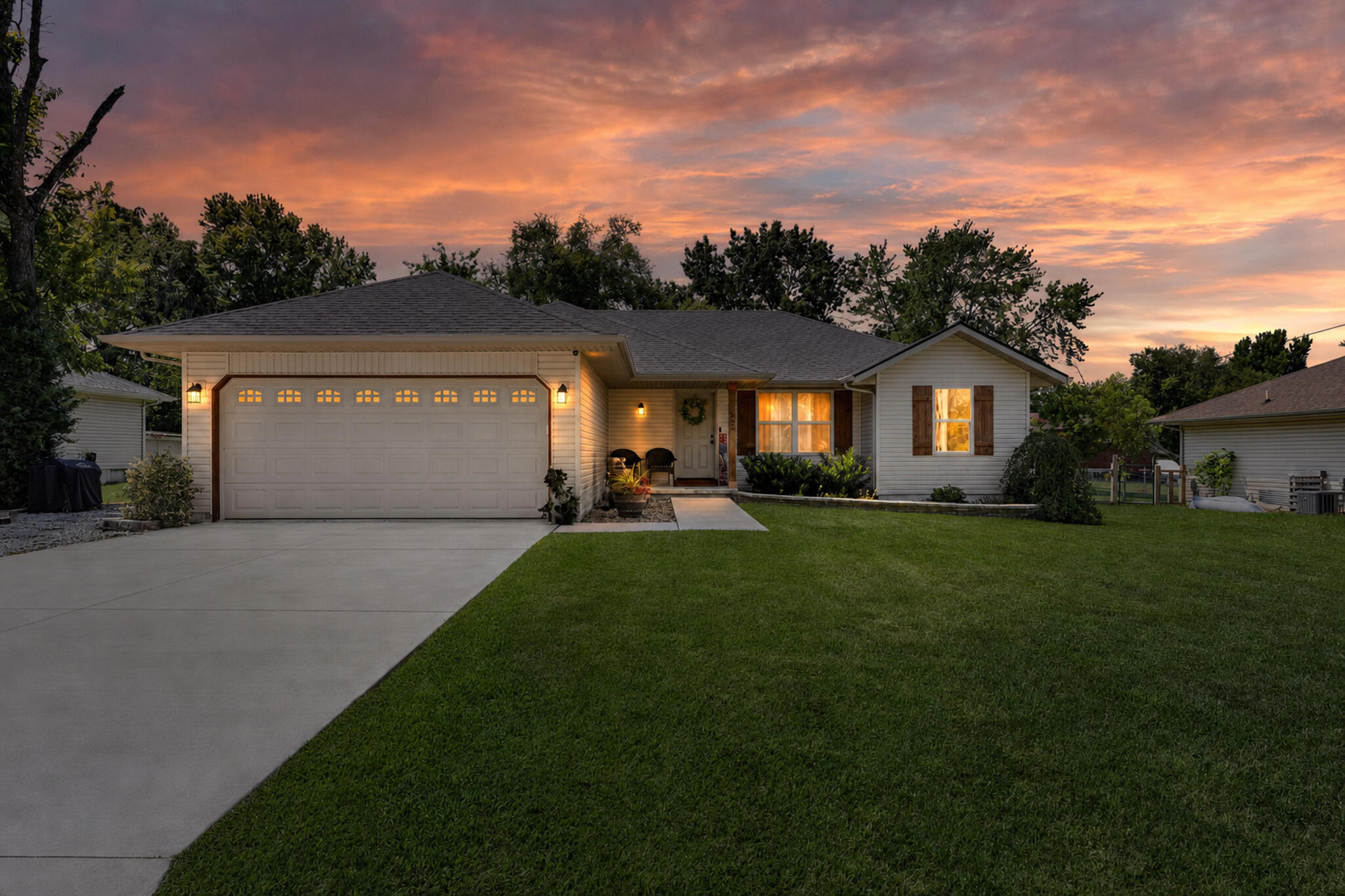 Photo of 322 Sugar Lane Clever MO 65631