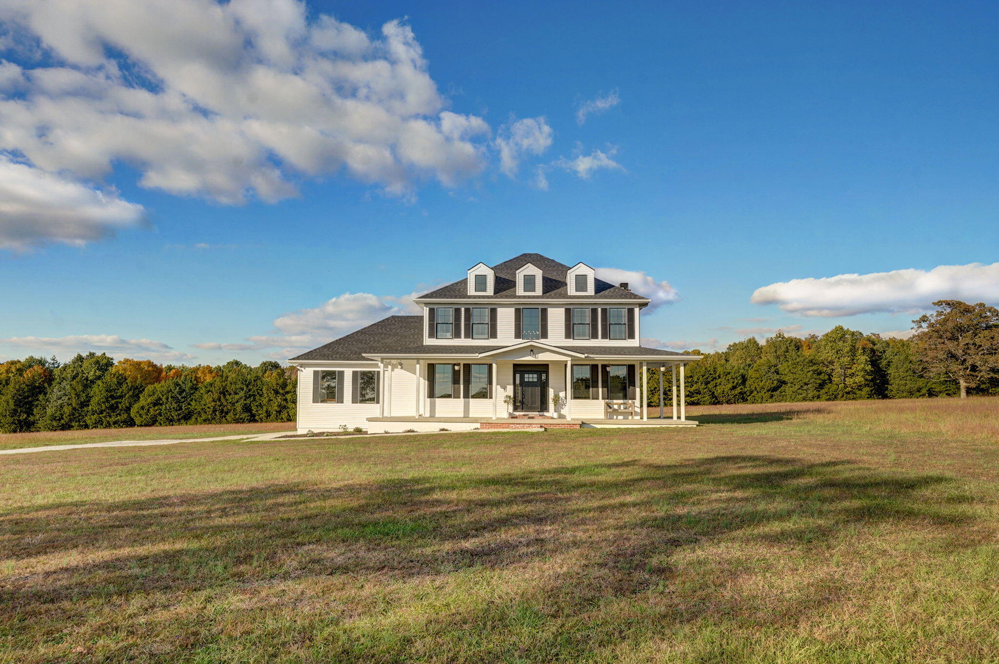 Photo of 10205 Webster County Line Road Conway MO 65632