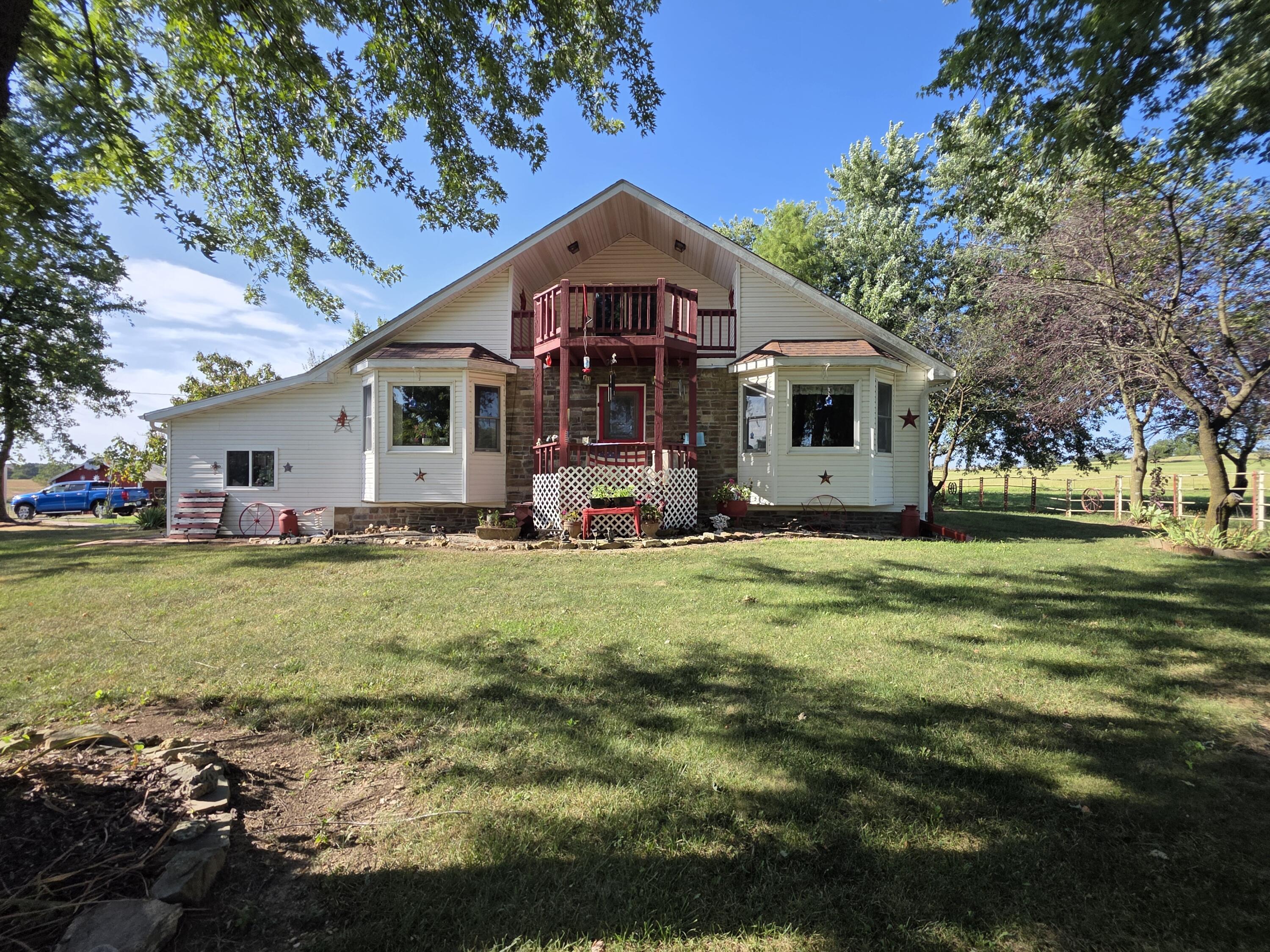 Photo of 10763 E Red Springs Rd Road Mountain Grove MO 65711