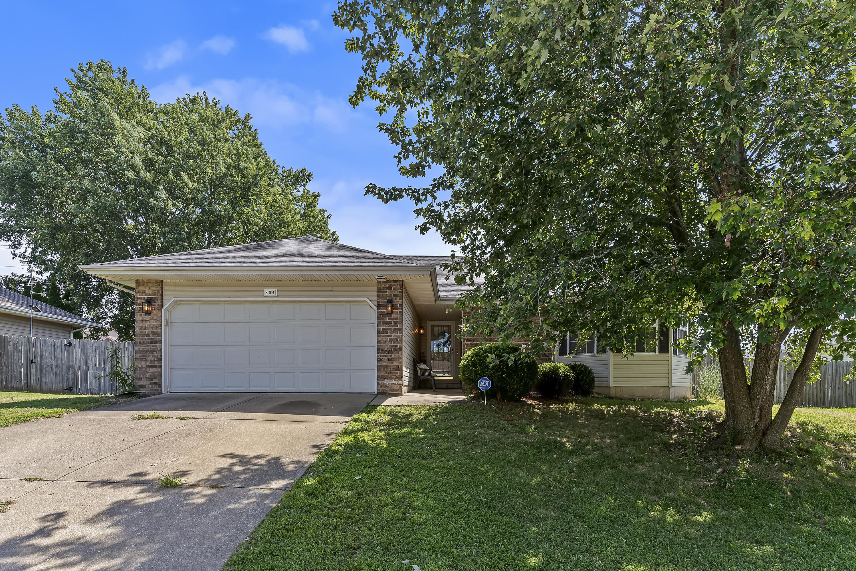 Photo of 804 N Cottonwood Avenue Republic MO 65738