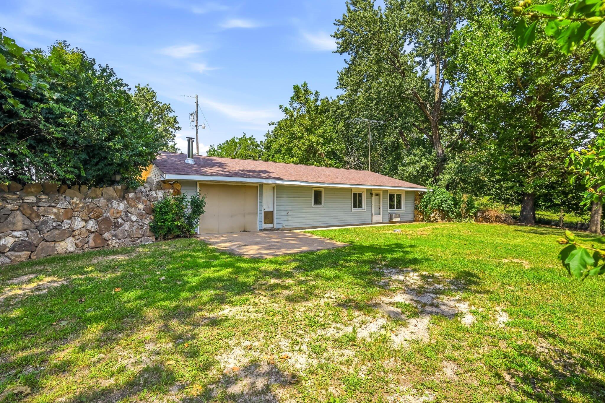 Photo of 2272 King Road Mountain Grove MO 65711