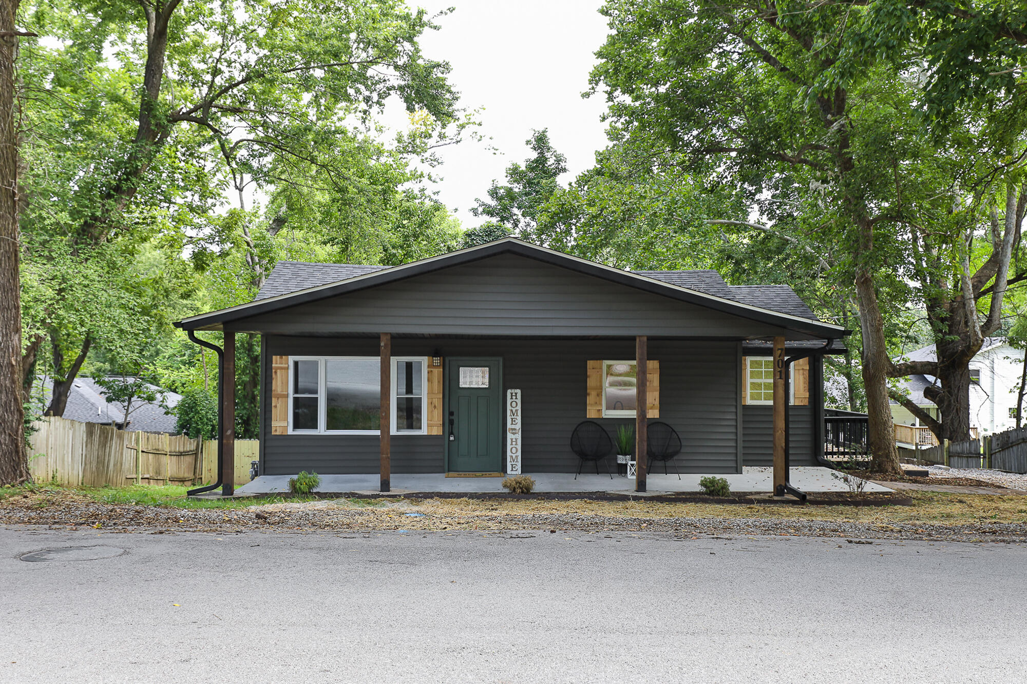 Photo of 701 E Oak Street Ozark MO 65721