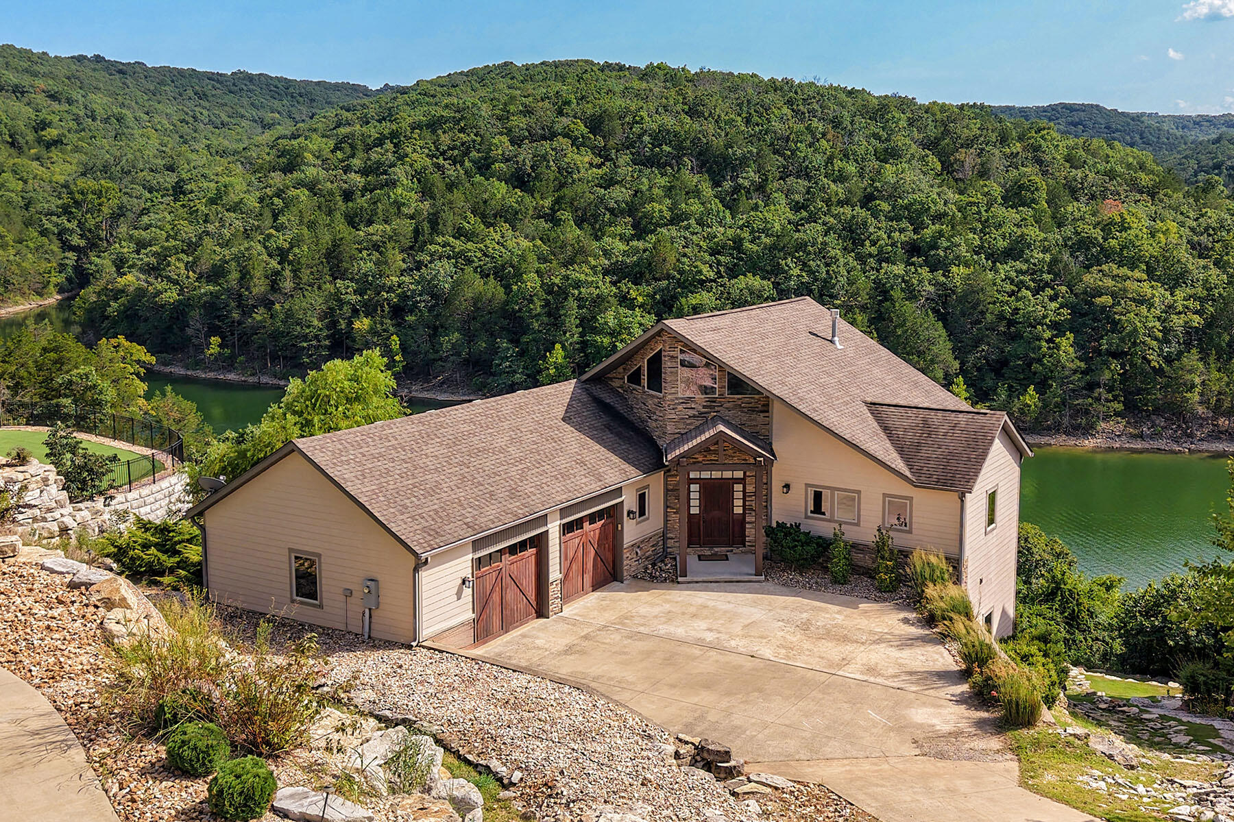Photo of 122 Joseph Cove Drive Lampe MO 65681