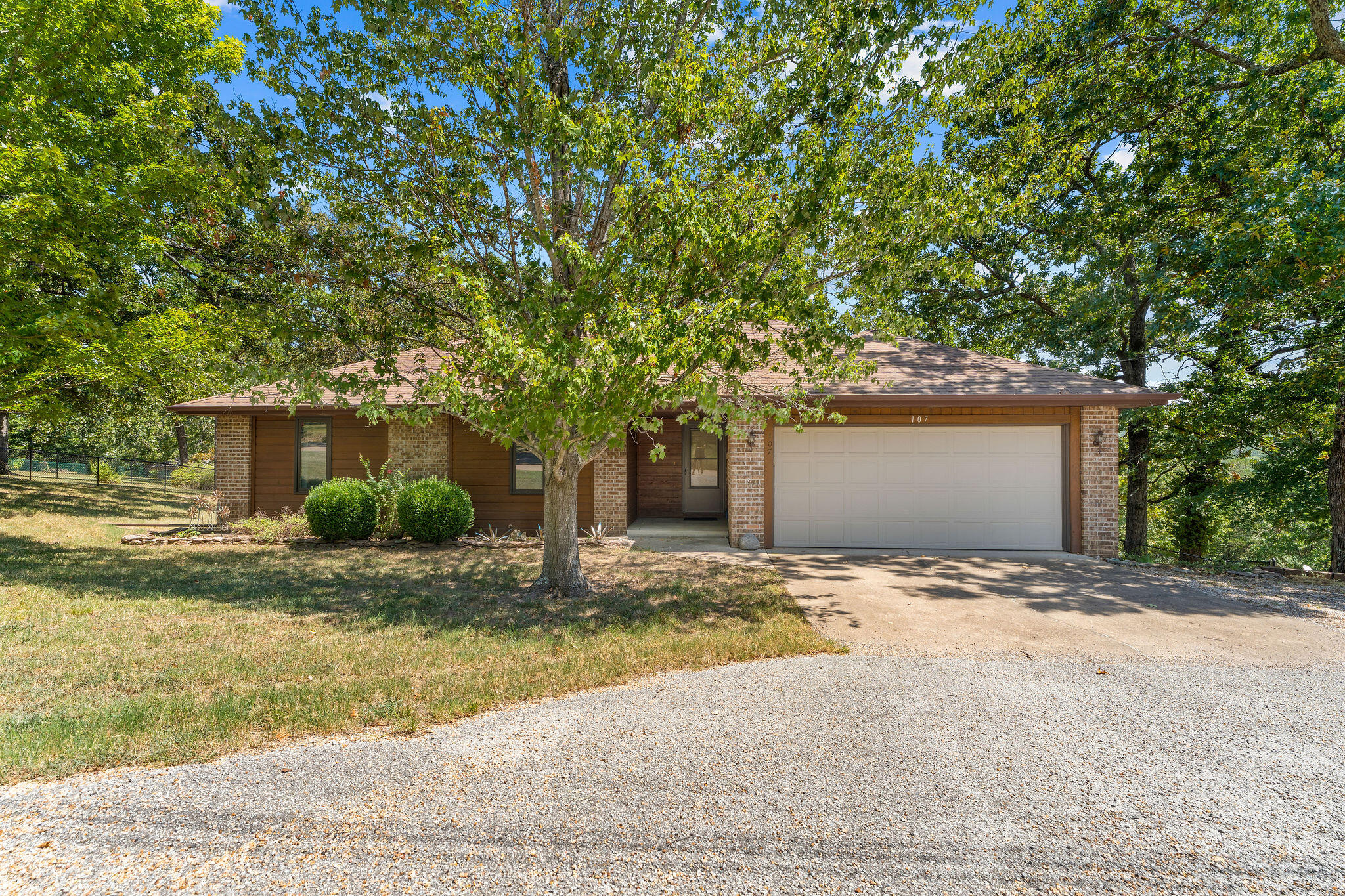 Photo of 107 Oak Drive Kimberling City MO 65686