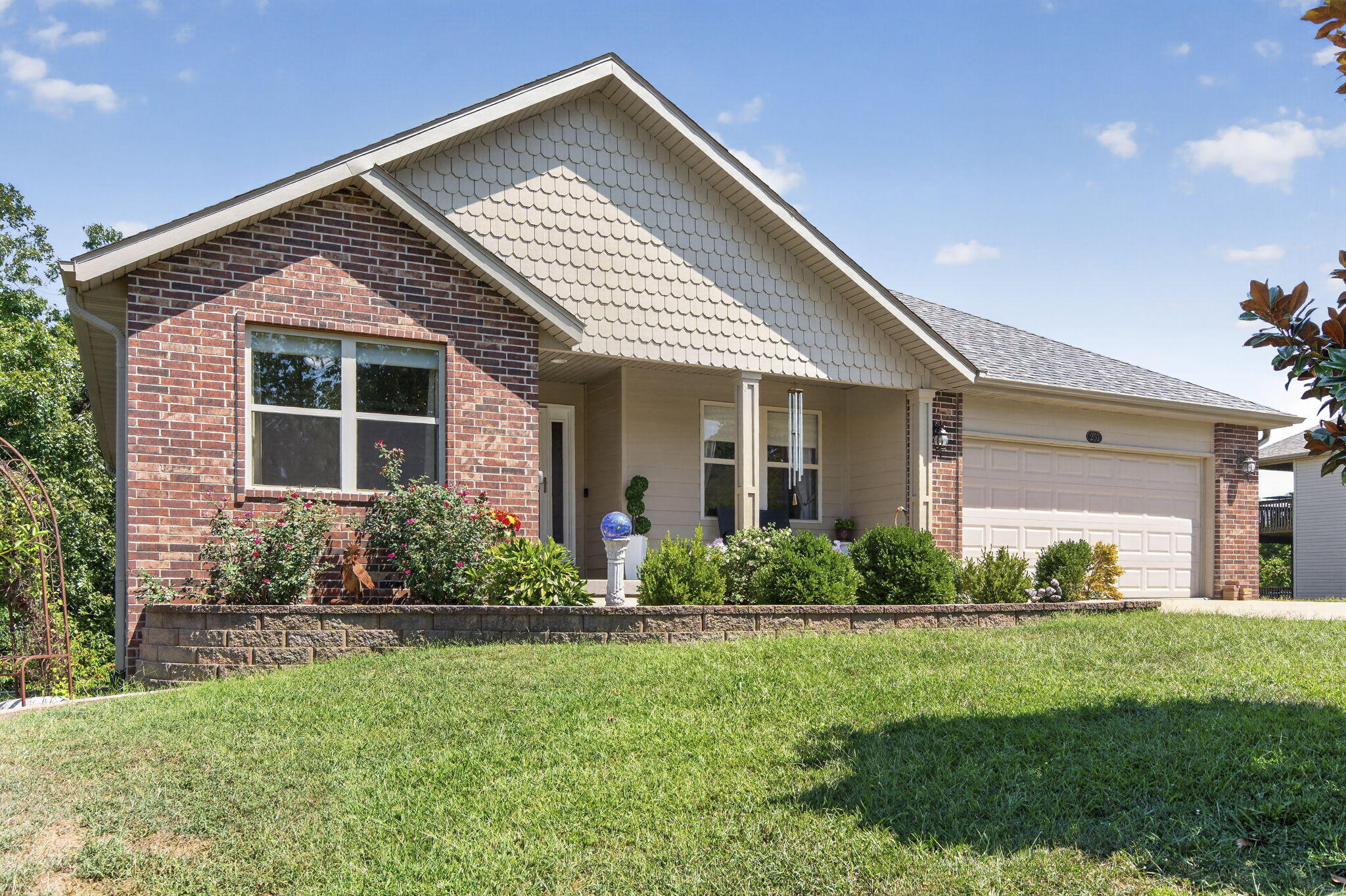 Photo of 200 North Point Court Branson MO 65616