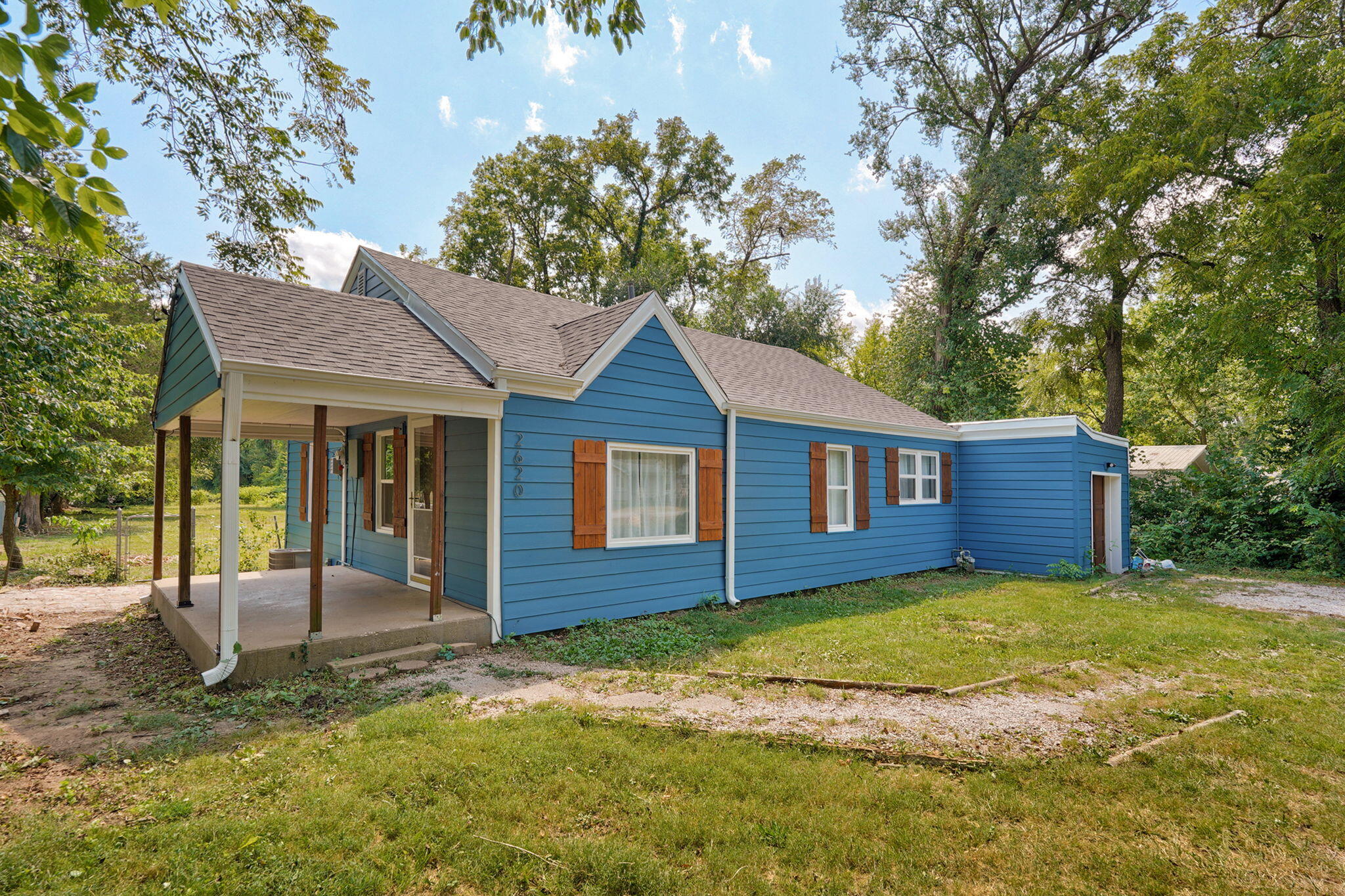 Photo of 2620 W Chestnut Street Springfield MO 65802