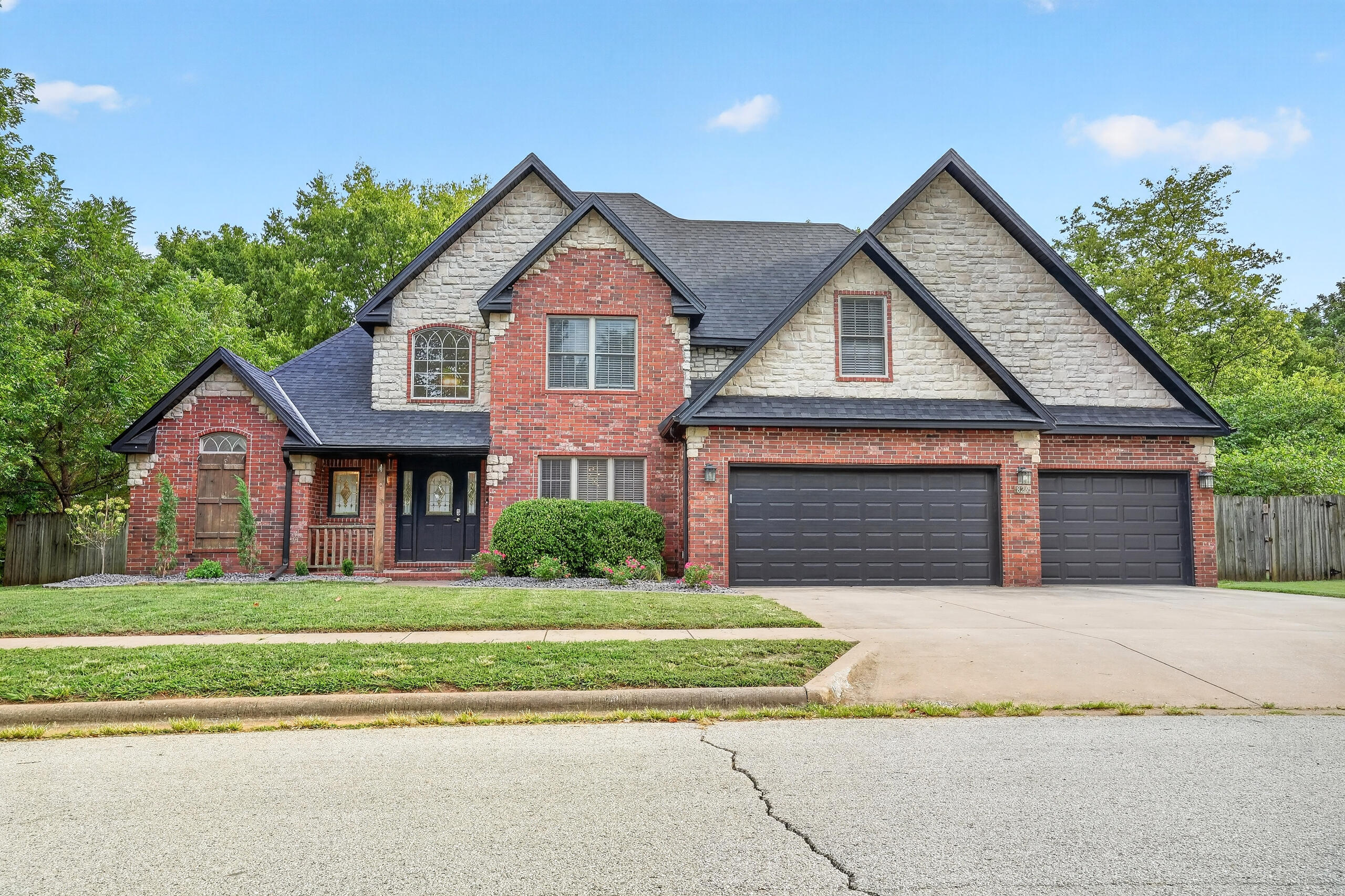 Photo of 829 S Shuyler Lane Republic MO 65738