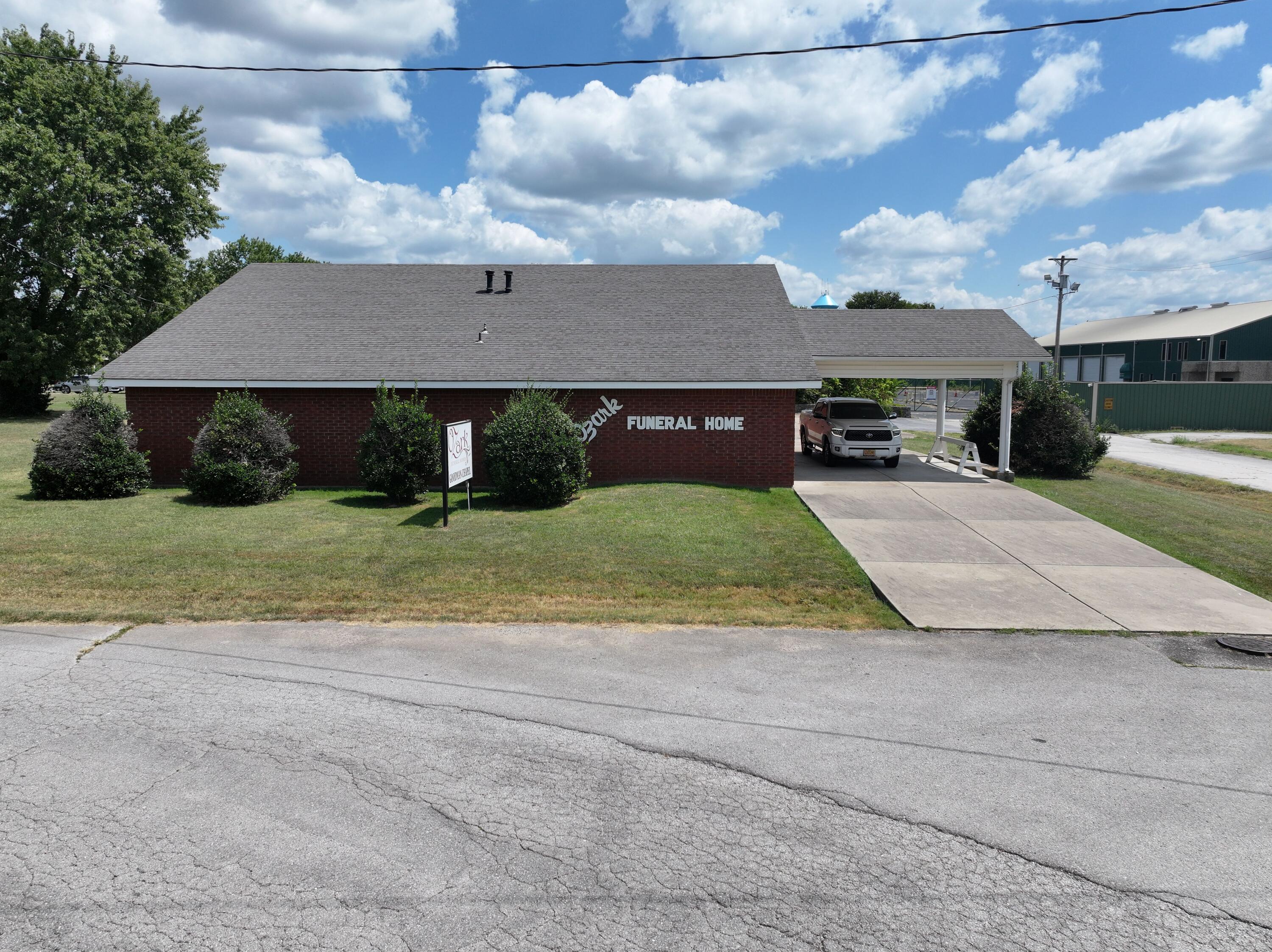 Photo of 130 N Roy Hill Boulevard Goodman MO 64843