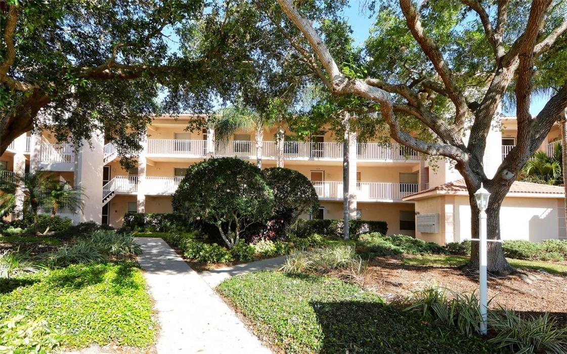 Photo of 9300 CLUBSIDE CIRCLE #1307 SARASOTA FL 34238