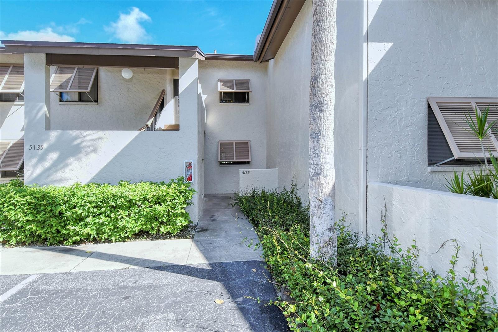 Photo of 5133 WILLOW LINKS #11 SARASOTA FL 34235