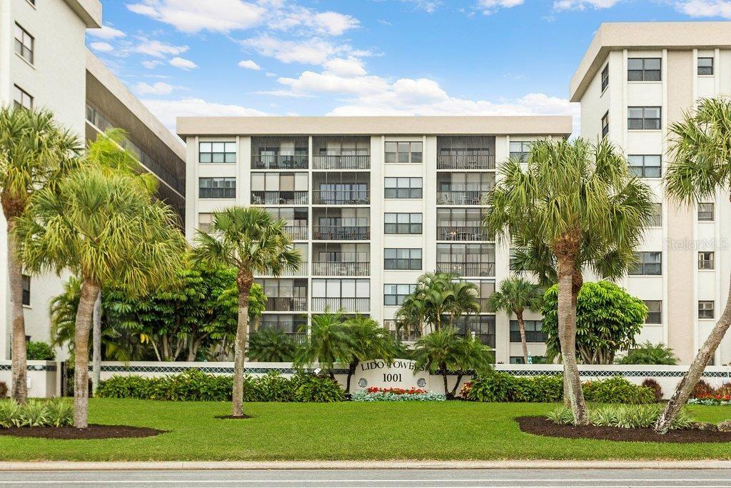 Photo of 1001 BENJAMIN FRANKLIN DRIVE #608 SARASOTA FL 34236