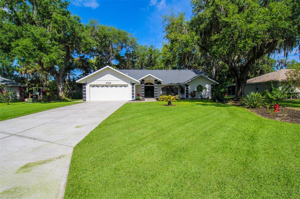 Photo of 6029 22ND AVENUE CIRCLE PALMETTO FL 34221