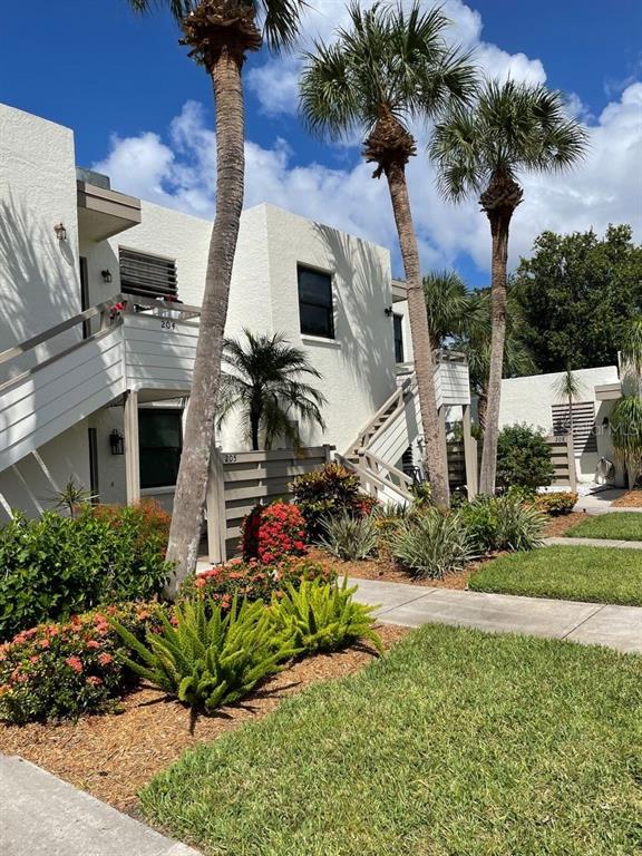 Photo of 206 LAKEWOOD DRIVE #206 BRADENTON FL 34210