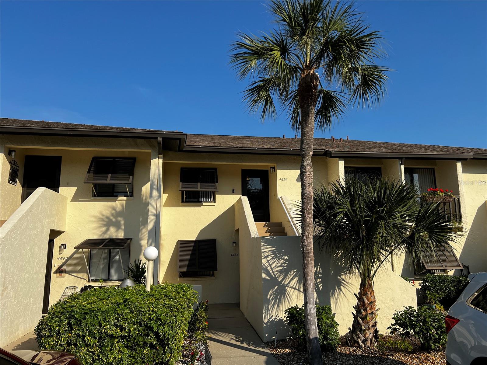 Photo of 4638 LONGWATER CHASE #94 SARASOTA FL 34235