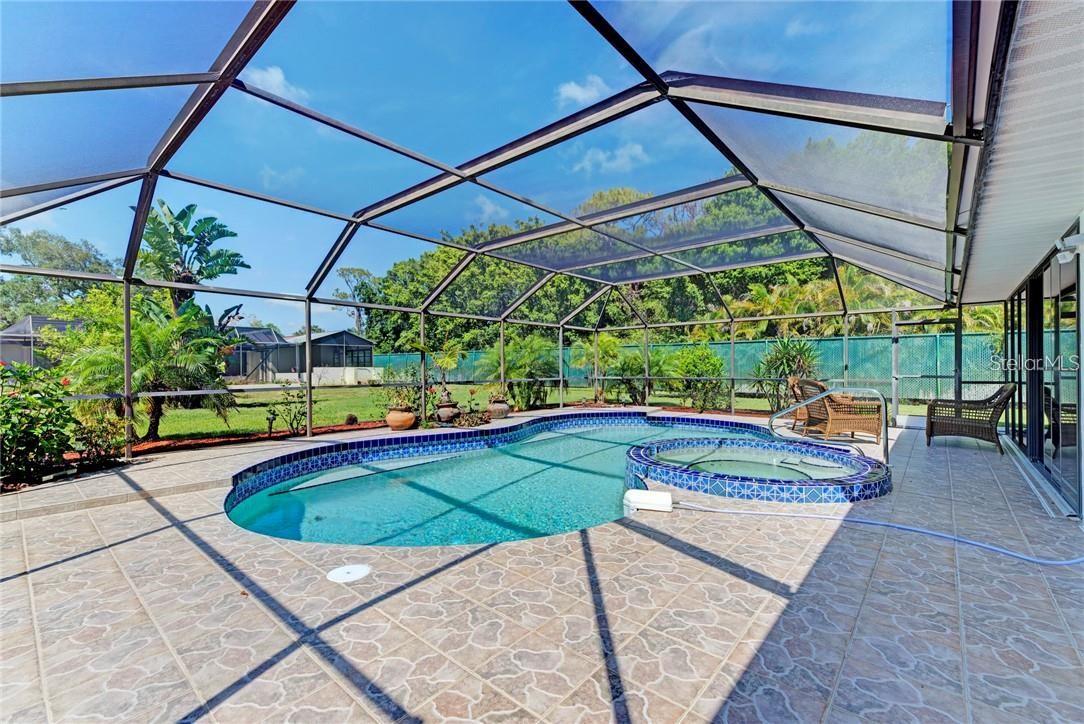 Photo of 910 CAPLES STREET ENGLEWOOD FL 34223