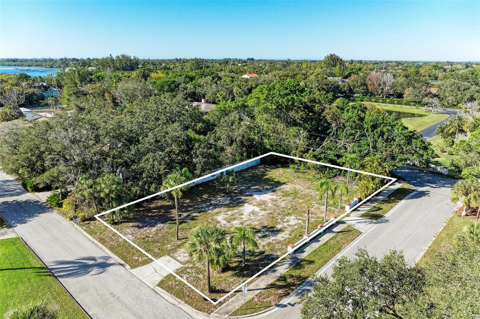 Photo of 210 77TH STREET BRADENTON FL 34209