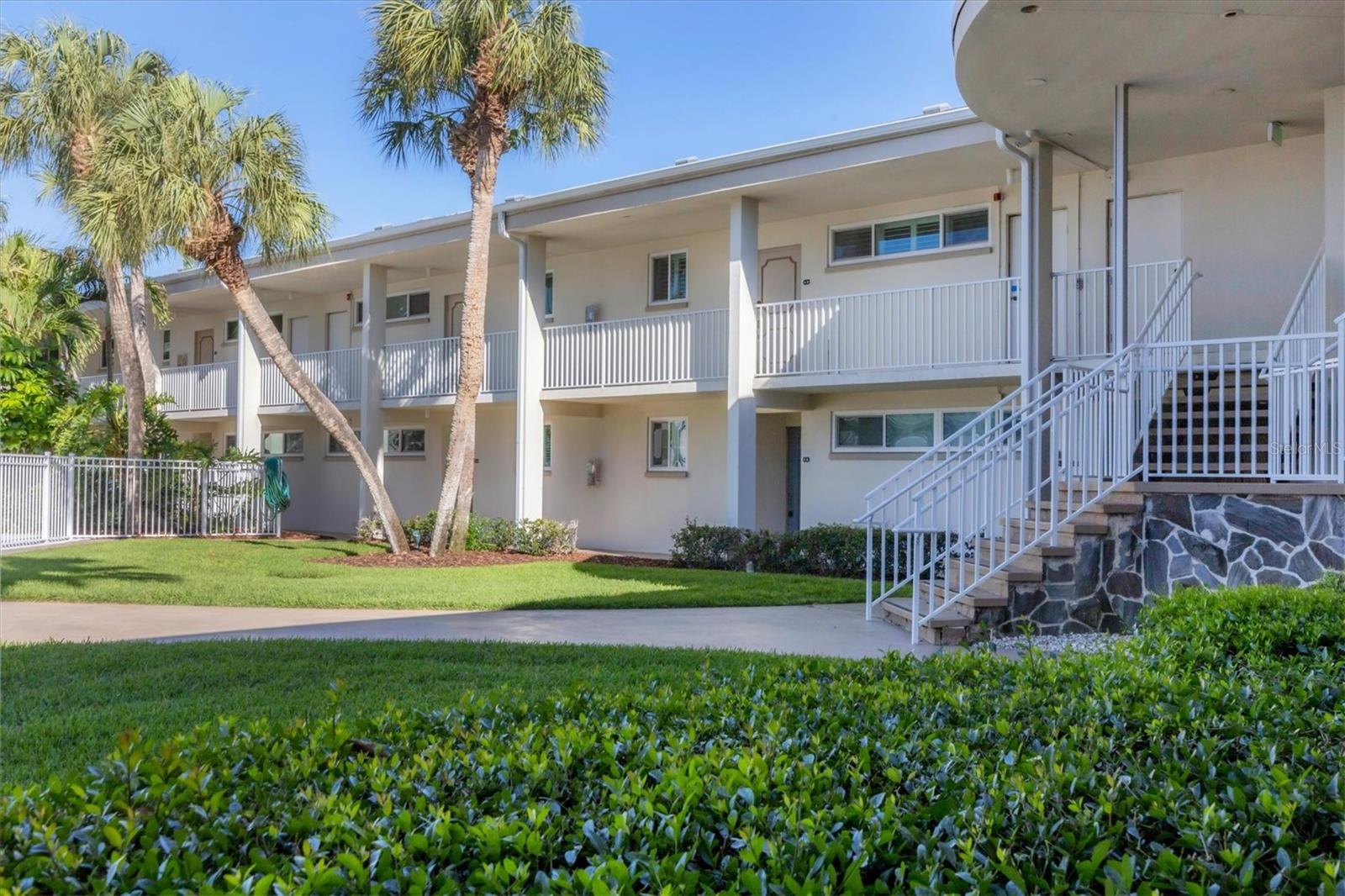 Photo of 500 S WASHINGTON DRIVE #5B SARASOTA FL 34236