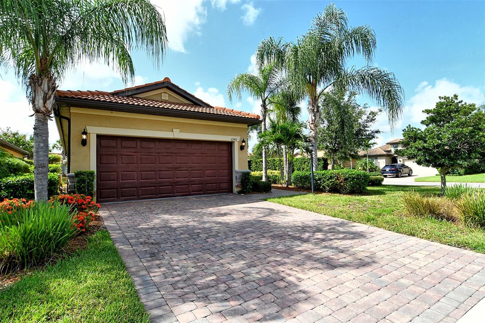 Photo of 6743 HAVERHILL COURT BRADENTON FL 34202
