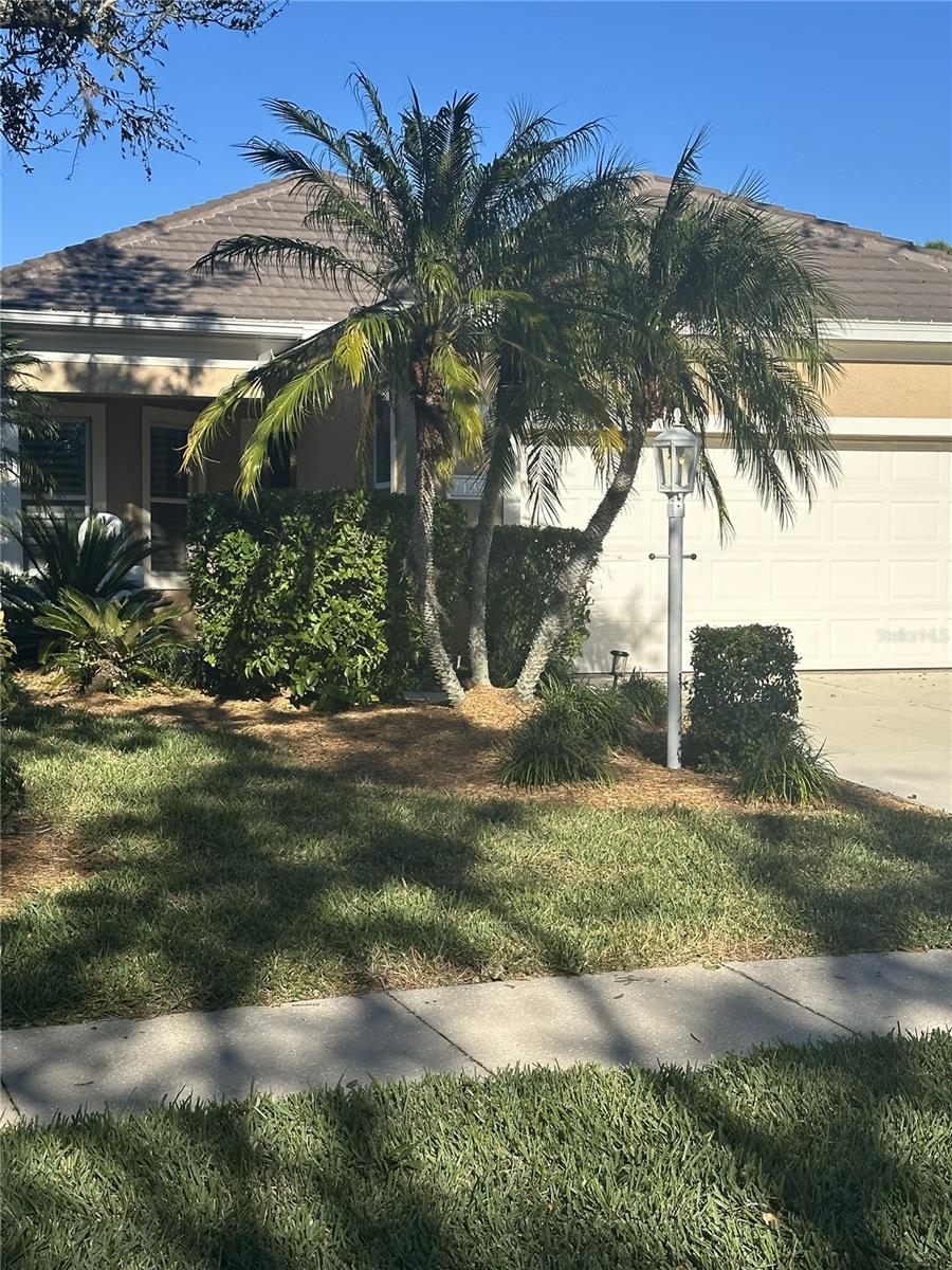 Photo of 7135 KENSINGTON COURT UNIVERSITY PARK FL 34201