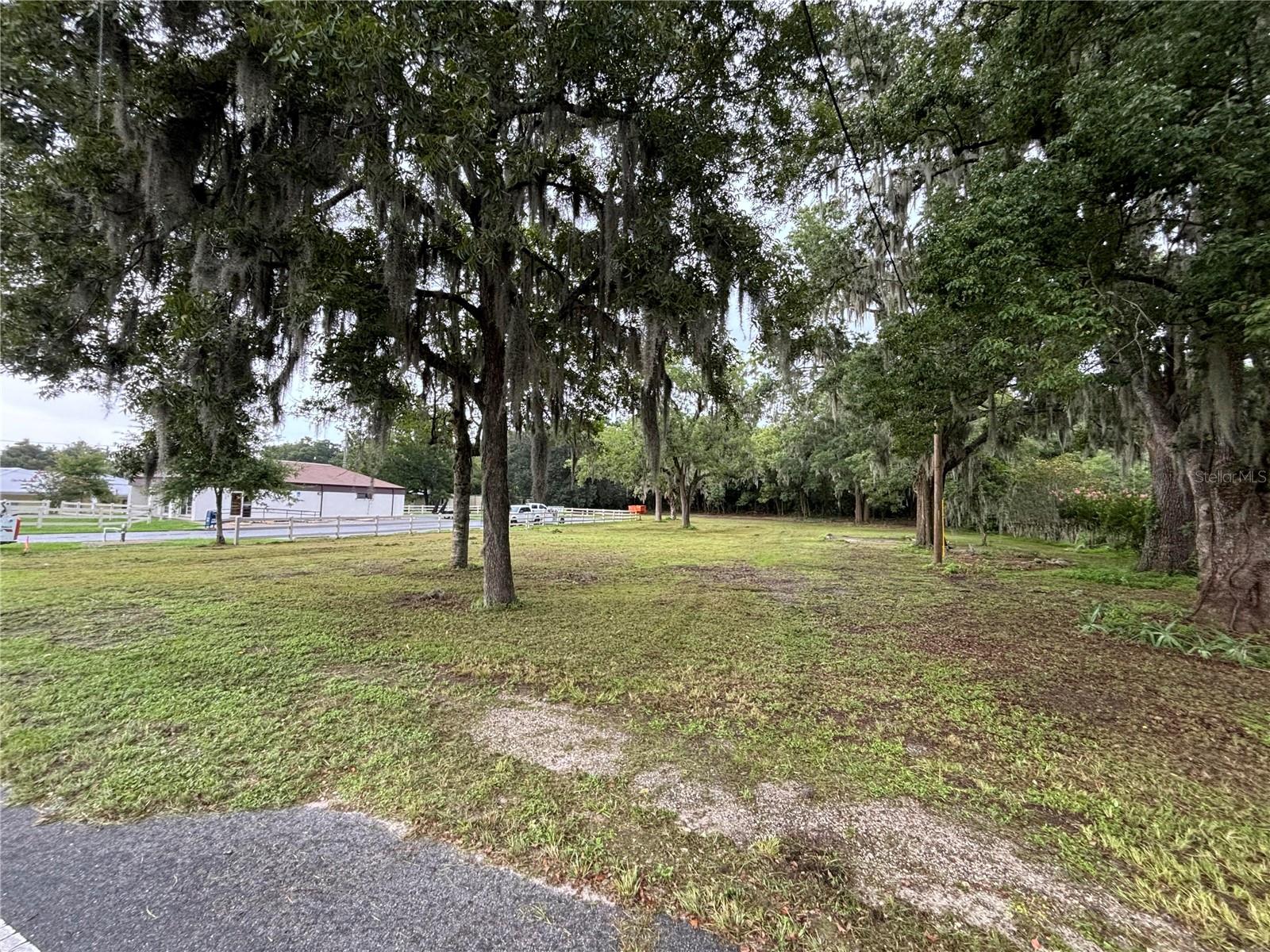 Photo of 12845 NE JACKSONVILLE ROAD ANTHONY FL 32617