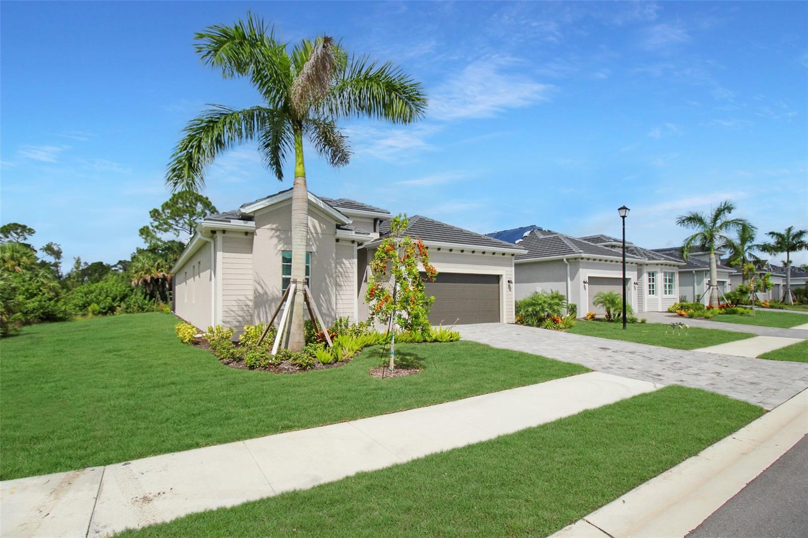 Photo of 17335 JADESTONE COURT VENICE FL 34293