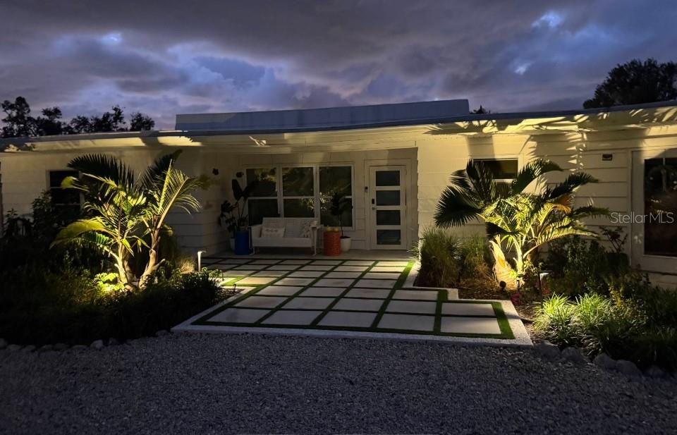 Photo of 6304 BEECHWOOD AVENUE SARASOTA FL 34231