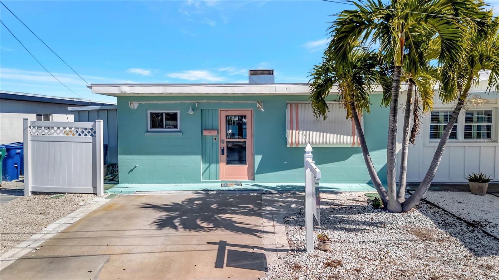 Photo of 23 SEASIDE COURT HOLMES BEACH FL 34217