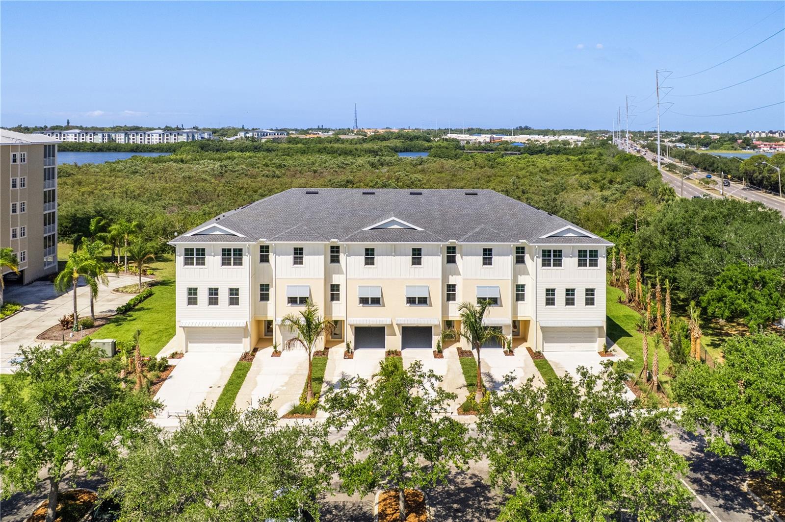 Photo of 7398 MARATHON DRIVE SEMINOLE FL 33777