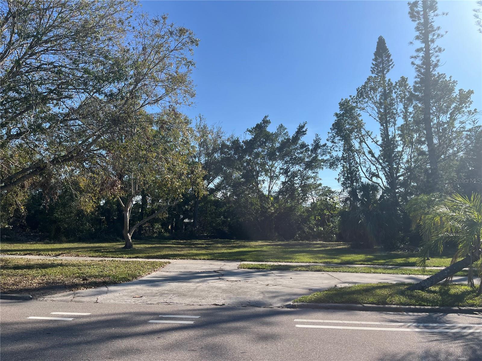 Photo of 2470 RINGLING BOULEVARD SARASOTA FL 34237
