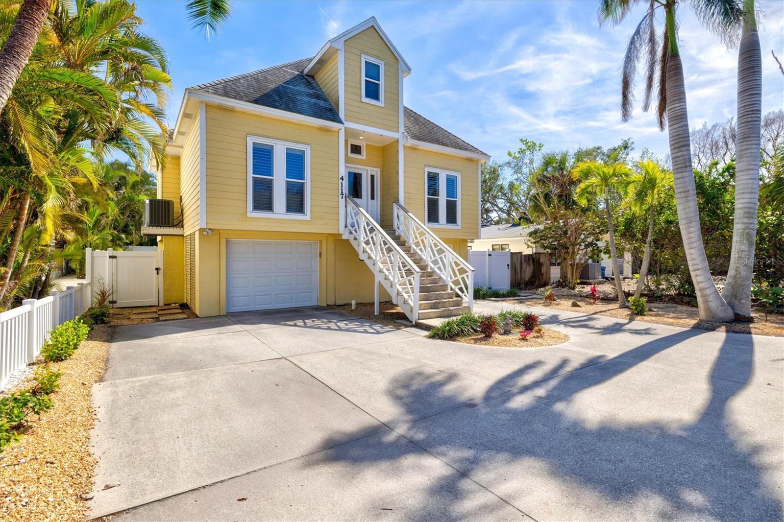 Photo of 4117 ROBERTS POINT CIRCLE SARASOTA FL 34242
