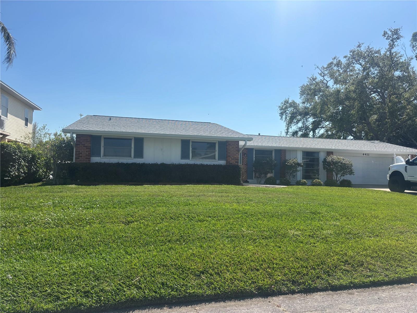 Photo of 4411 DOLPHIN LANE PALMETTO FL 34221