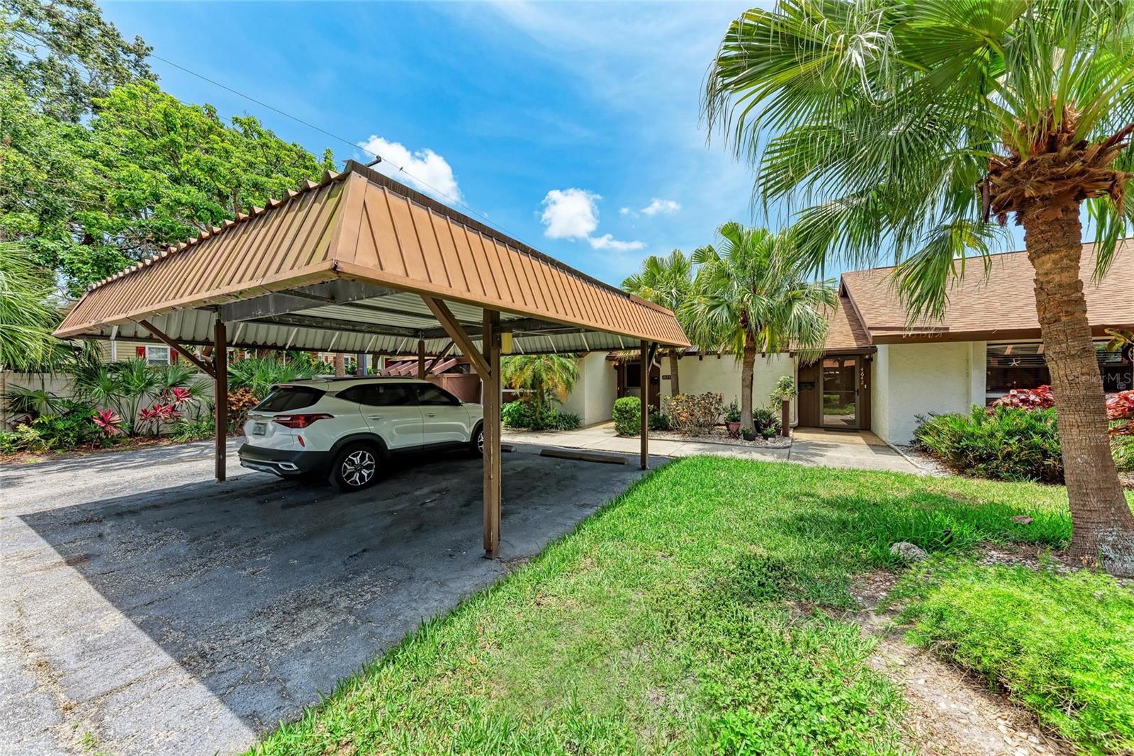 Photo of 4644 RED MAPLE ROAD #1303 BRADENTON FL 34210