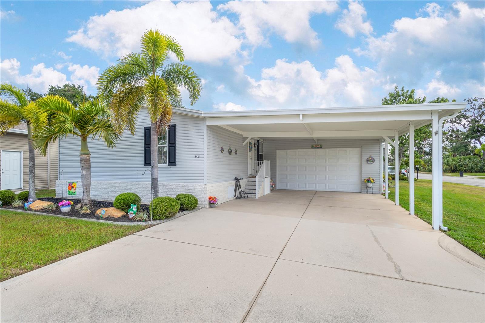 Photo of 3421 70TH AVENUE ELLENTON FL 34222