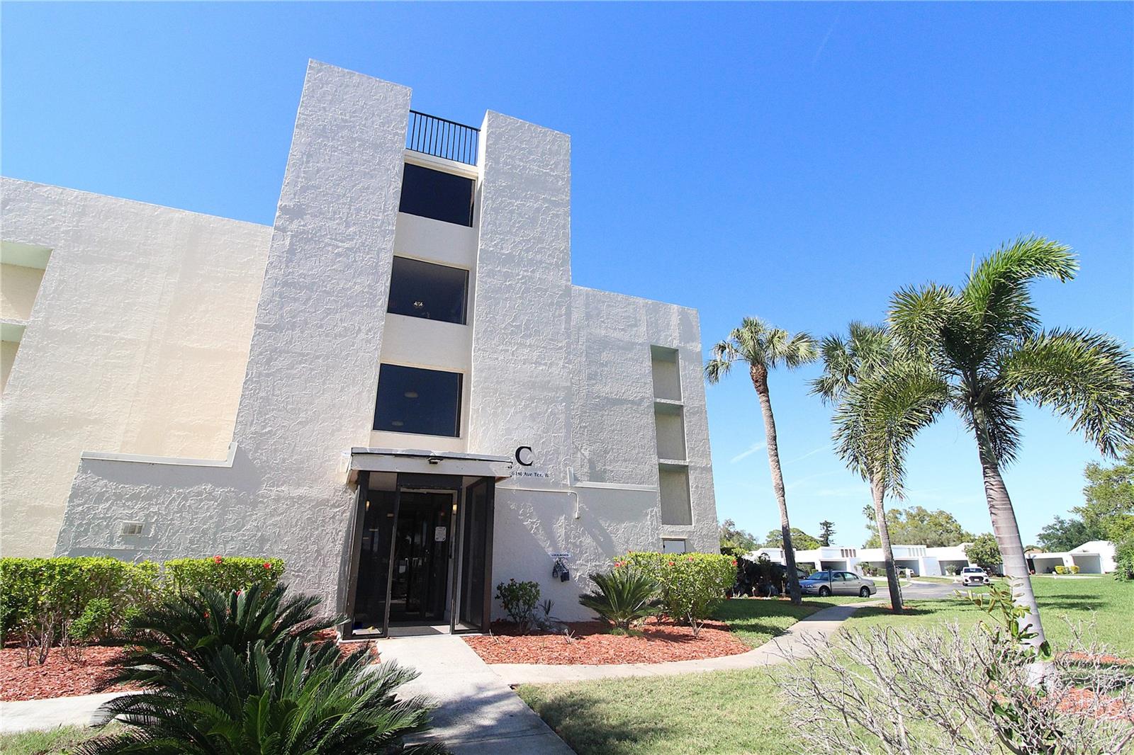 Photo of 4119 61ST AVENUE TERRACE #407 BRADENTON FL 34210