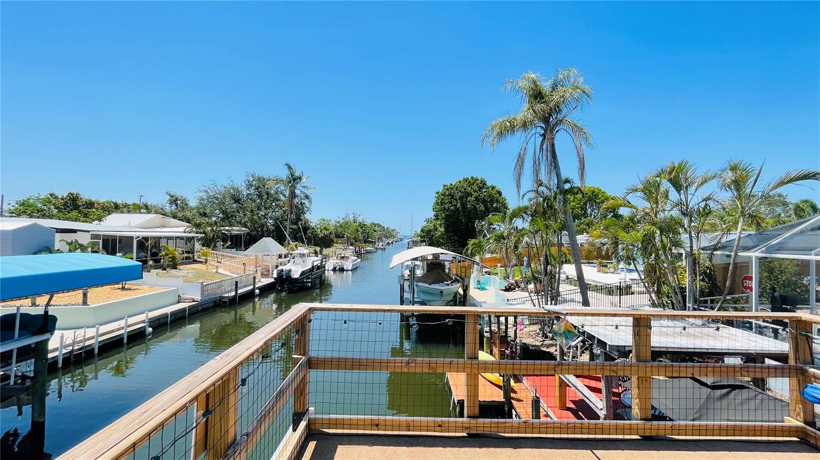 Photo of 409 BRYN MAWR ISLAND BRADENTON FL 34207