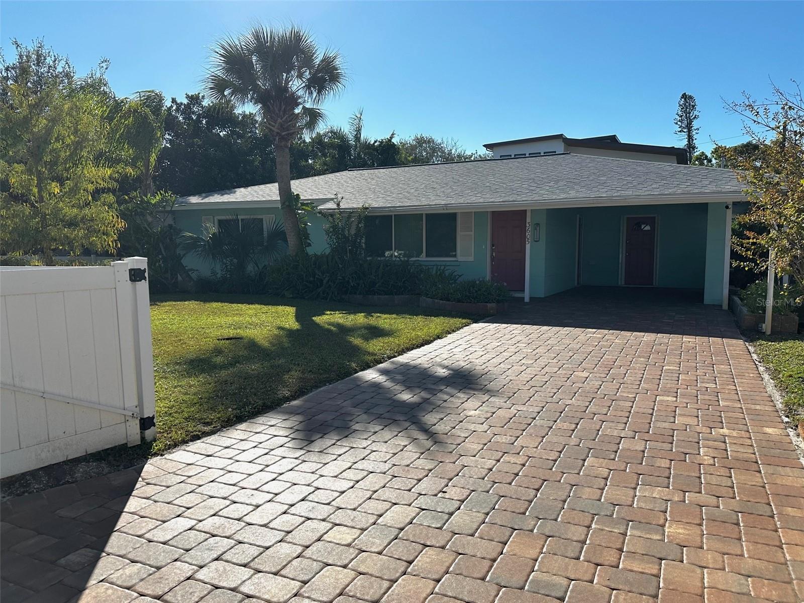 Photo of 3605 IROQUOIS AVENUE SARASOTA FL 34234
