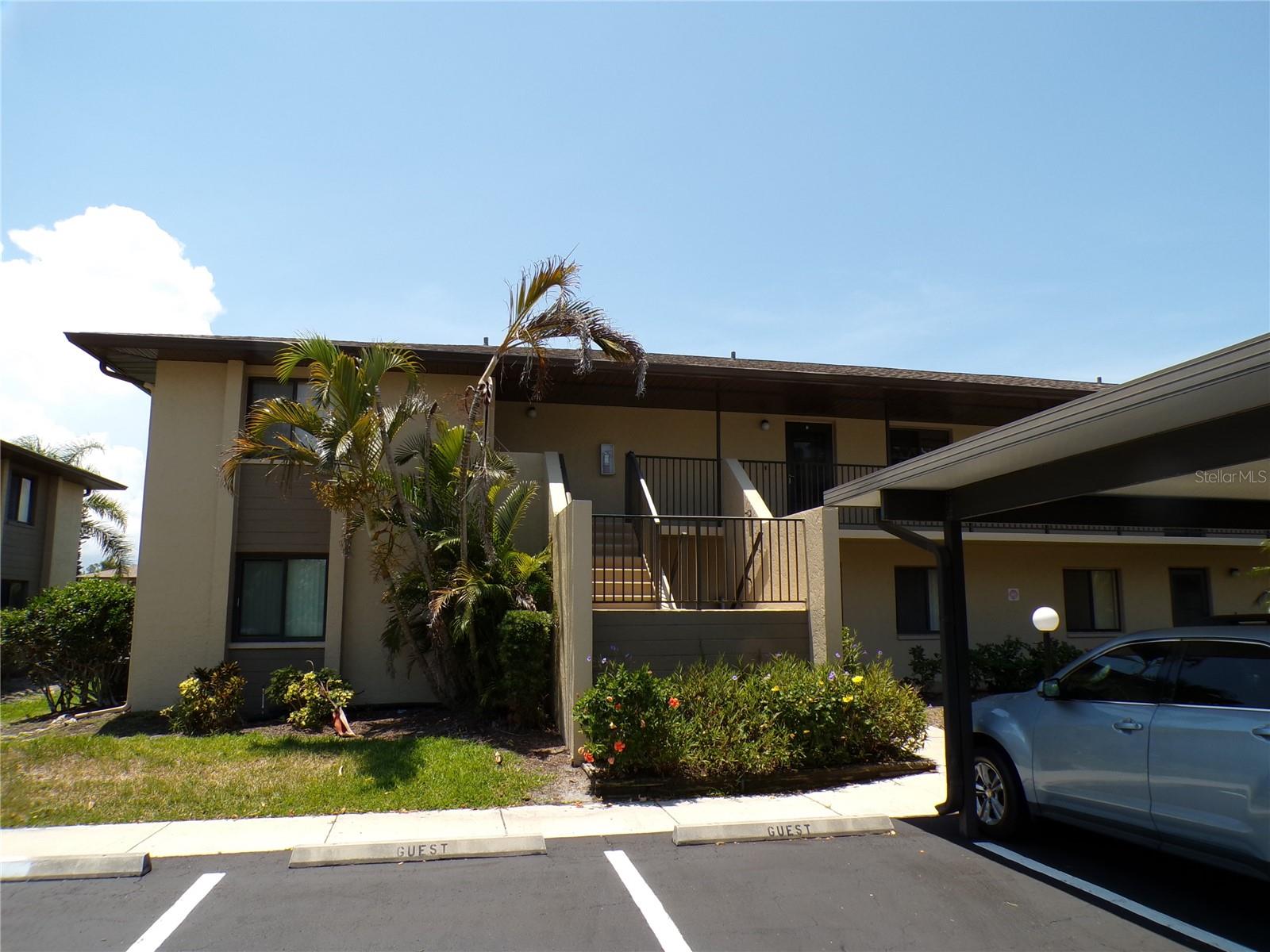 Photo of 4016 OAKVIEW DRIVE #J6 PUNTA GORDA FL 33980