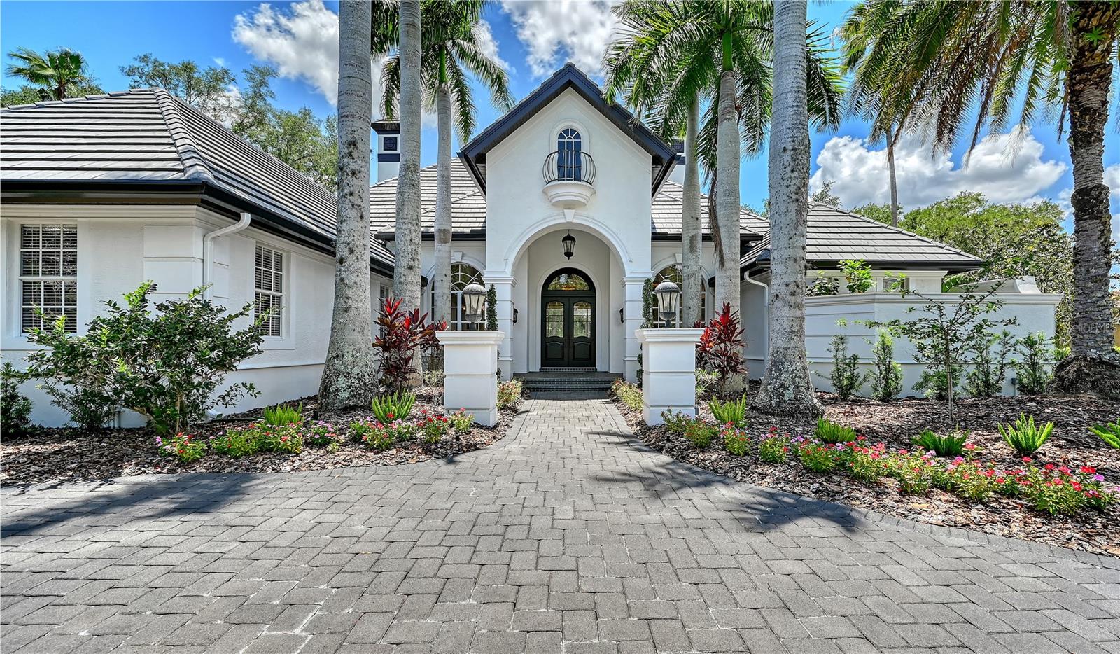 Photo of 6959 WESTCHESTER CIRCLE LAKEWOOD RANCH FL 34202