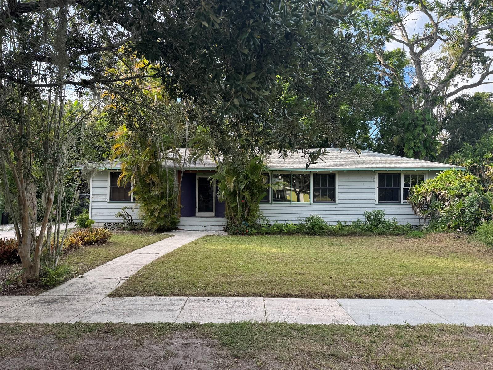 Photo of 1109 PATTERSON DRIVE SARASOTA FL 34234