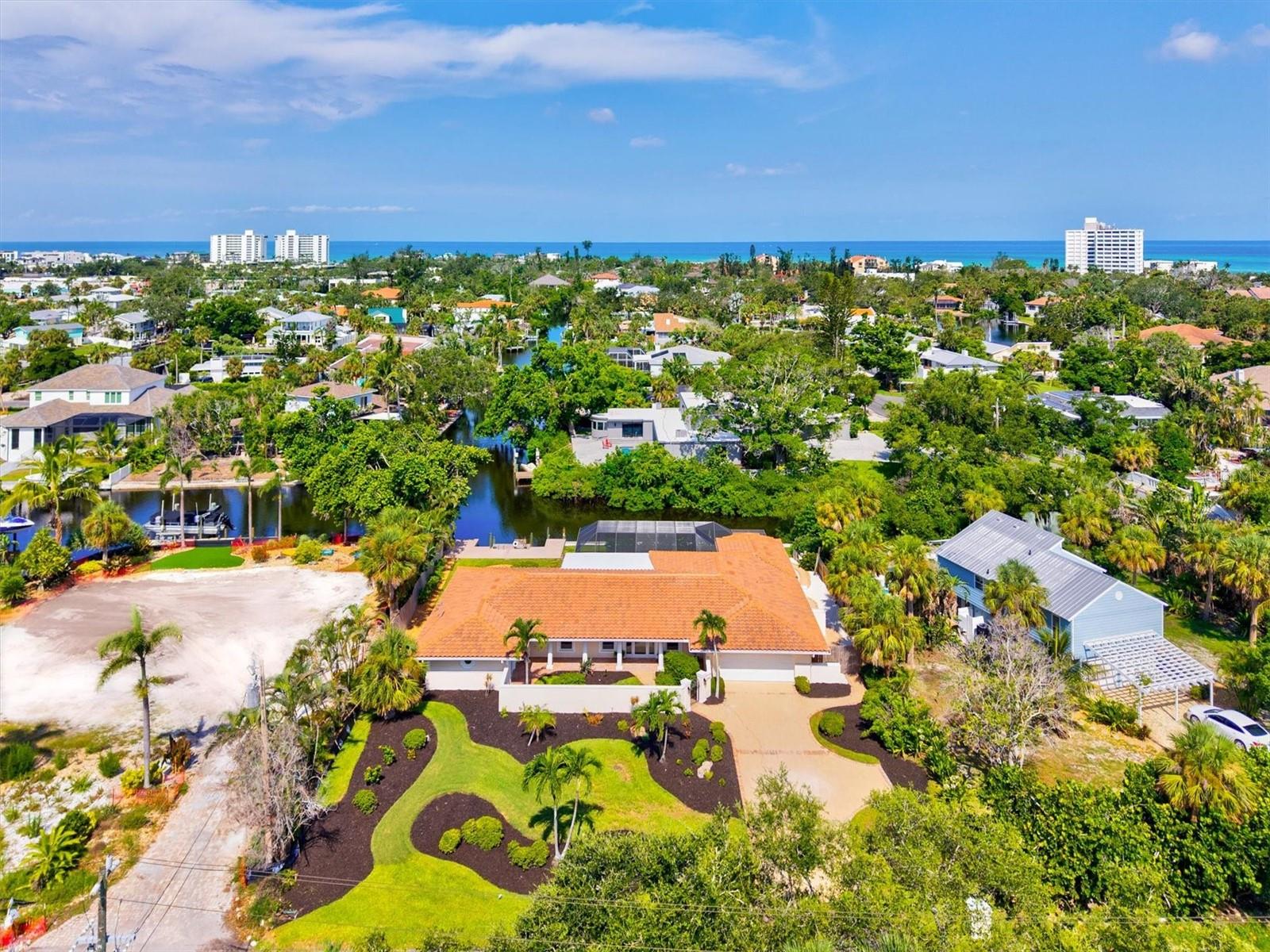 Photo of 5012 HIGEL AVENUE SARASOTA FL 34242