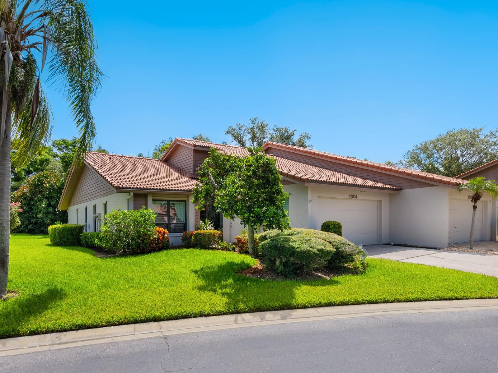 Photo of 4004 WILSHIRE CIRCLE #89 SARASOTA FL 34238