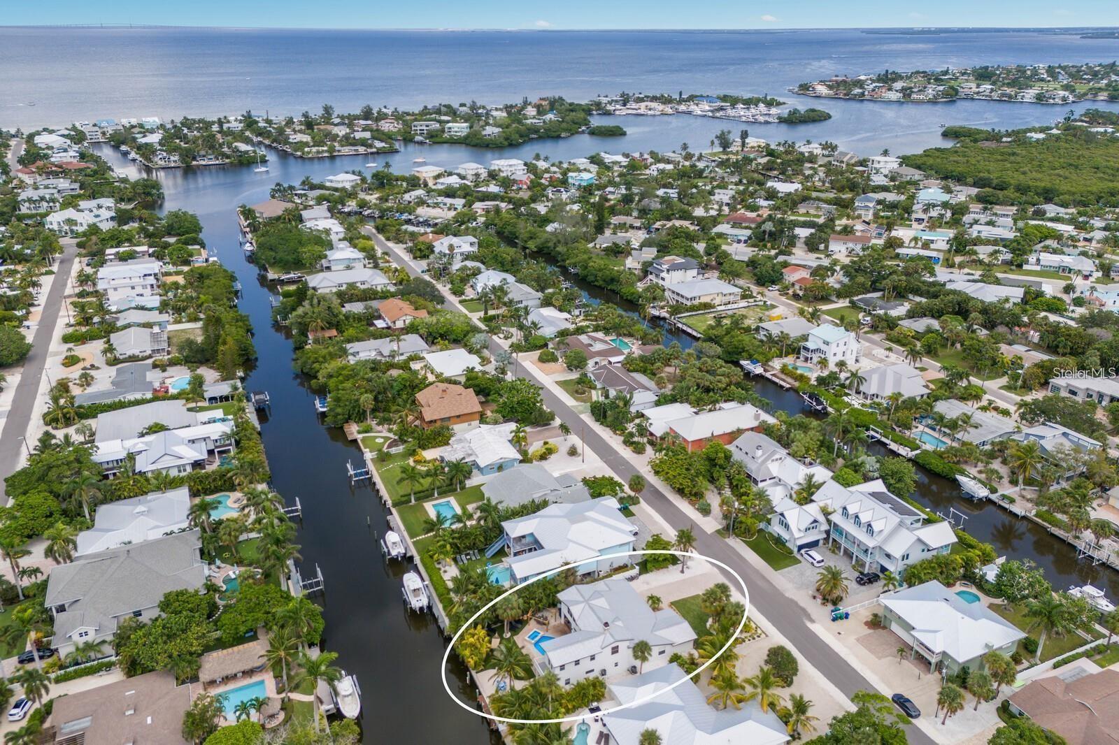 Photo of 212 OAK AVENUE ANNA MARIA FL 34216