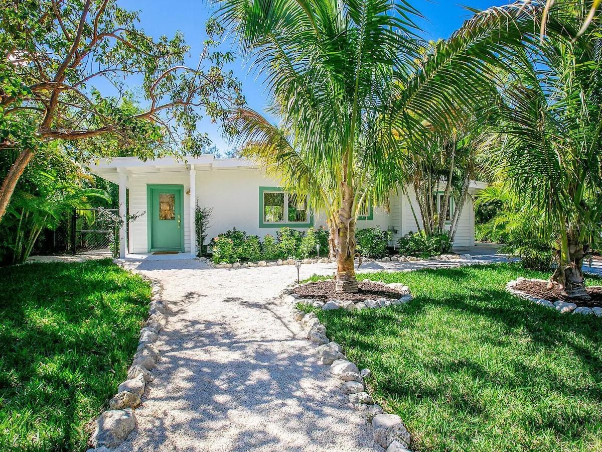 Photo of 6979 LONGBOAT DRIVE LONGBOAT KEY FL 34228